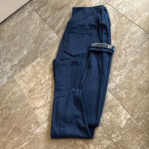 Agnes & Dora jeggings- size M